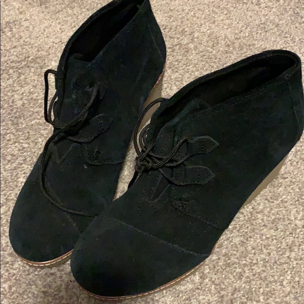 Toms wedges